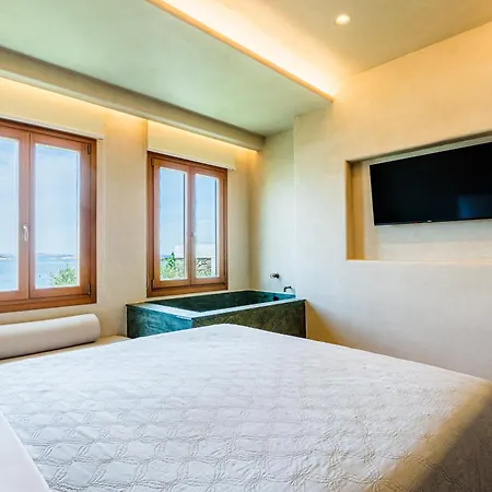 Ag Town Apartment *